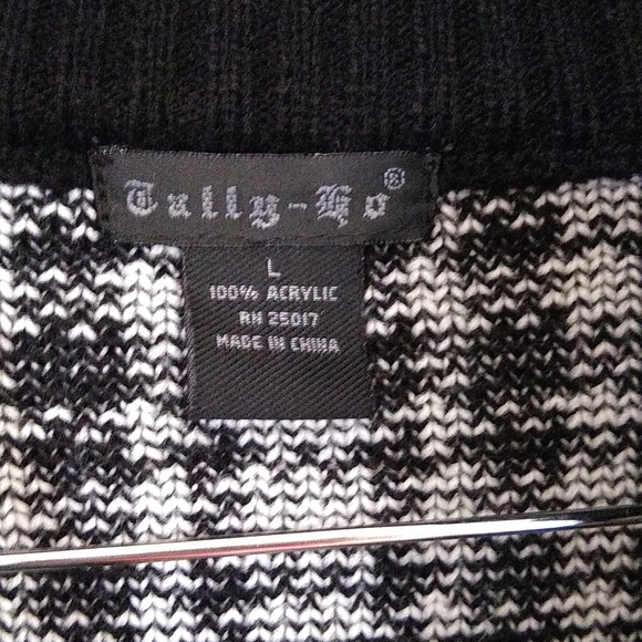 Buffalo check zip front front pockets size large - Picture 7 of 11